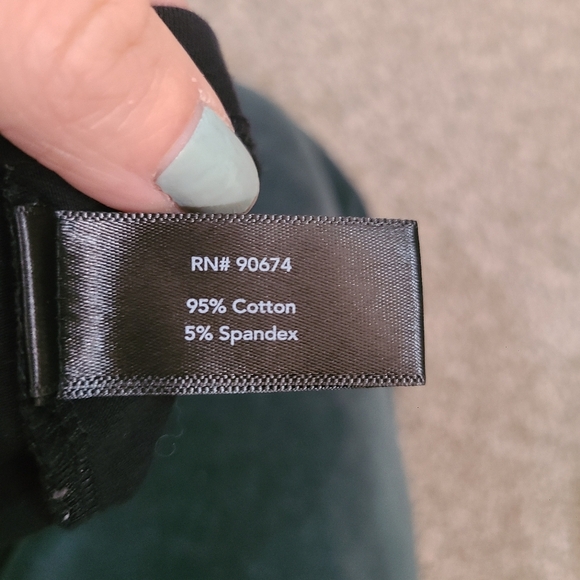 Boston Proper Keyhole Cutout Neckline Sexy Black T-shirt - Picture 3 of 3